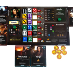 Hősképző társasjáték játéktér közelről: karakterlap és kockák