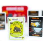 Robbanó cicák társasjáték kártyák közelről